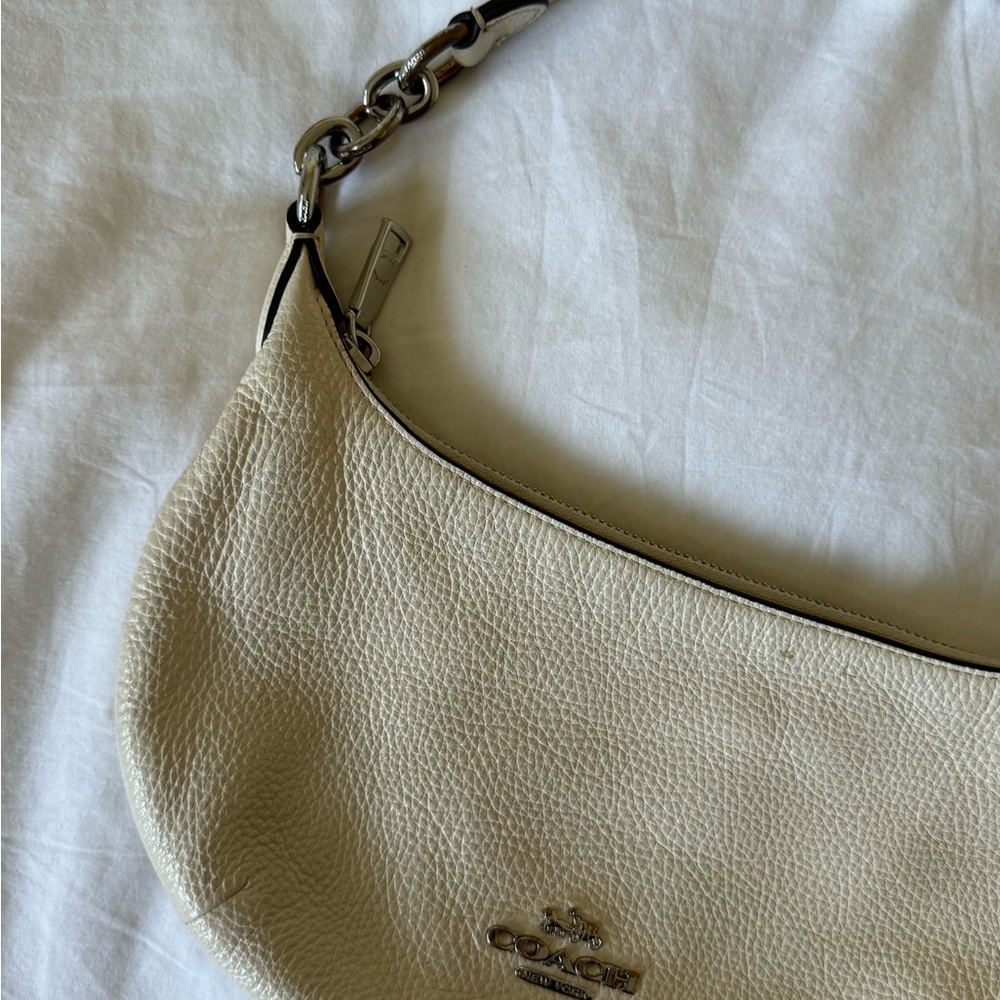 Coach Off-White Leather Shoulder Bag - Picture 2 of 2
